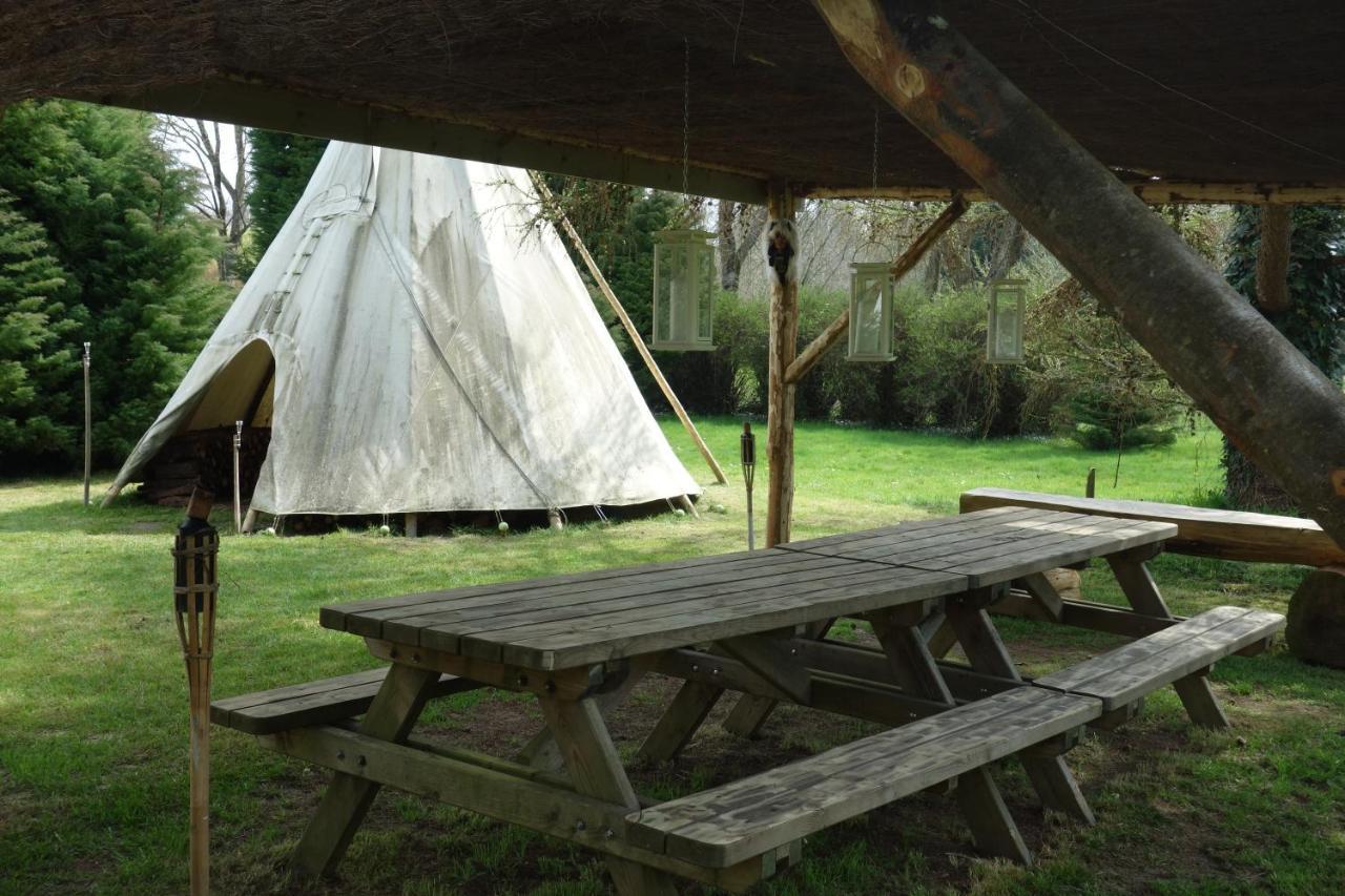 ホテル Levaltipis Saint-Gâtien-des-Bois エクステリア 写真