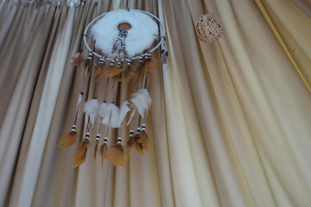 ホテル Levaltipis Saint-Gâtien-des-Bois エクステリア 写真